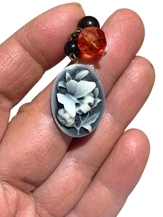 Vintage Beaded Necklace: Ceramic Butterfly Pendan… - image 3