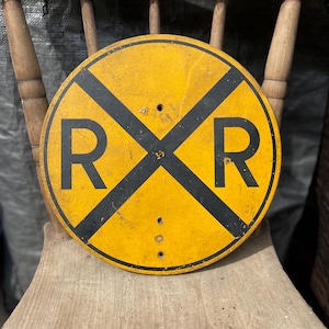 Antique Wooden Railroad Crossing Sign – Yellow & Black Crossbuck RR Sign – 12&quot; Diameter – Vintage Railway Memorabilia – Rustic Train Decor