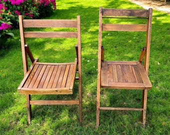 Vintage Wooden Folding Chairs (Set of 2): Rustic Farmhouse Decor