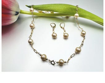 Freshwater Pearl Necklace and Earrings Set | Gold Fill