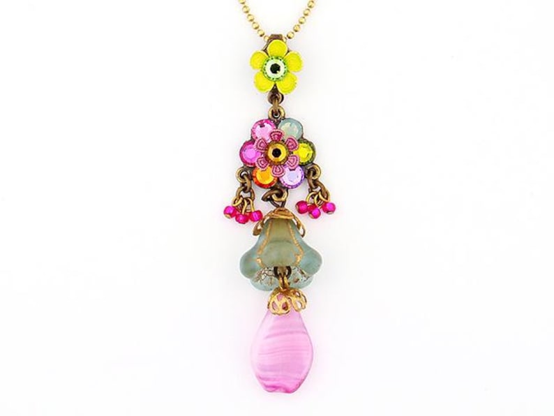 Bollywood flair Pendent Necklace in Pink Multi-color by Orly Zeelon image 2