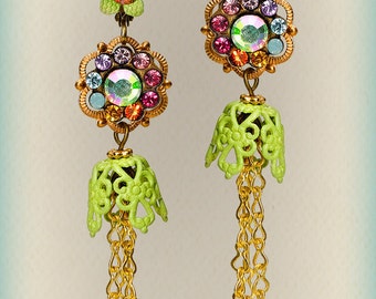 The BRIDGERTON tassel charm Earrings - 208605-2402 Orly Zeelon