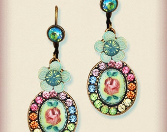 Earring: Orly Zeelon Small Cameo Earrings 201608-1482