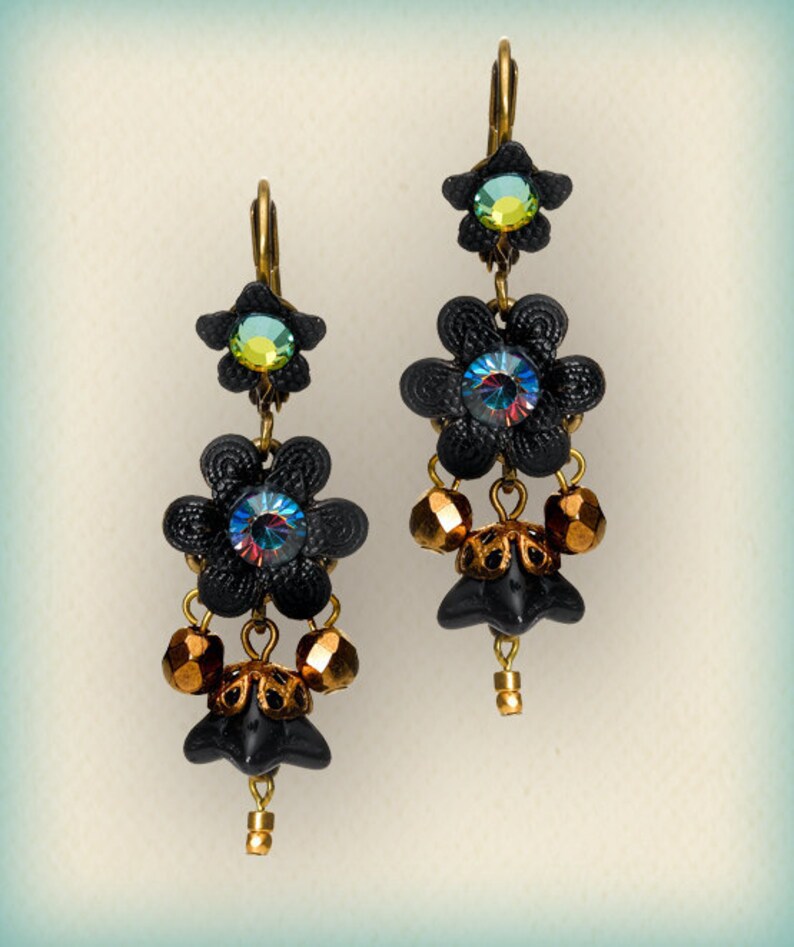 Orly Zeelon Jewelry The floral globe earrings 207805-2503 image 1