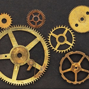 6 large Vintage Brass & Steel Gears, Antique Clockwork Gears, Wheels and cogs, Industrial Steampunk Art Supplies 08309