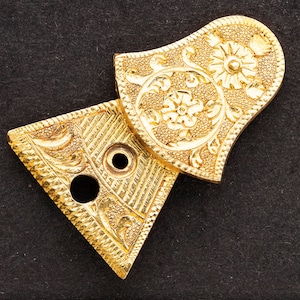 Gold Gilded Antique Verge Fusee Pocket Watch Balance Bridge - Hand Engraved Brass Flower & Leaf Design 08638