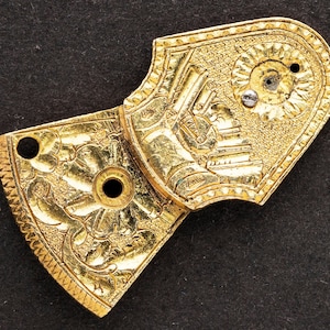 Gold Gilded Antique Verge Fusee Pocket Watch Balance Bridge - Hand Engraved Brass Flower & Leaf Design 08631