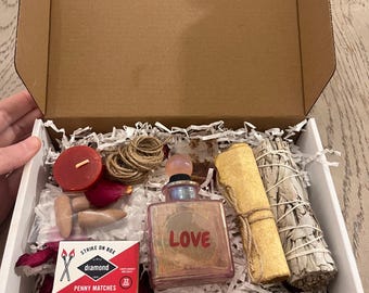 Love Spell witch box
