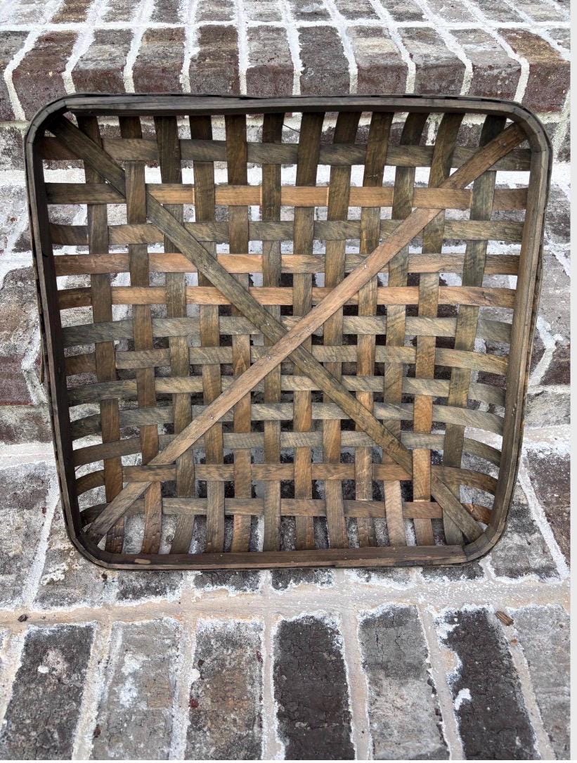 Large Tobacco Basket