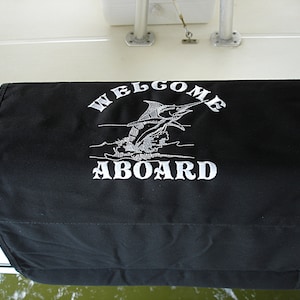 Custom Sunbrella Boarding Gunwale Mat for Boat