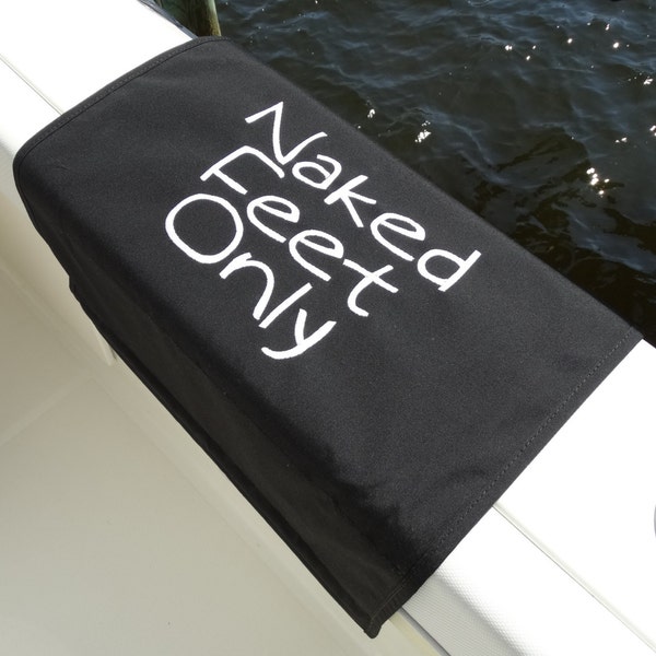 Sunbrella Boat Boarding Mat: Non-Skid Gunwale Step Pad