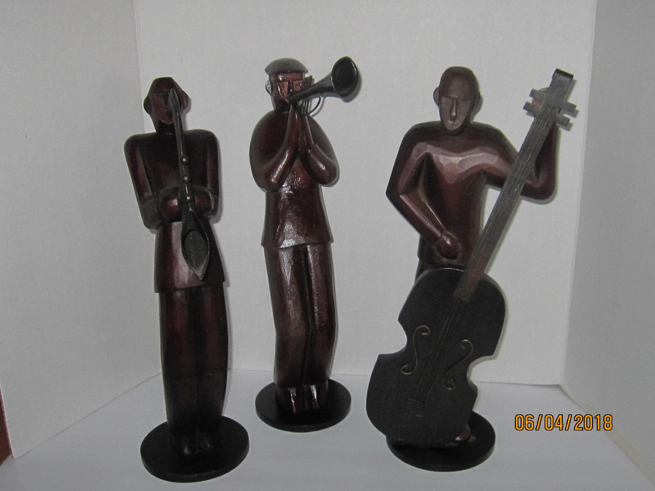 Vtg Beautiful Jazz Musicians Figurines in Wood