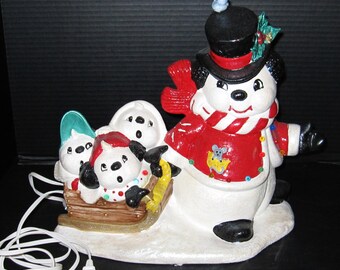 Ceramic Pinguin and his friends electric lamp.