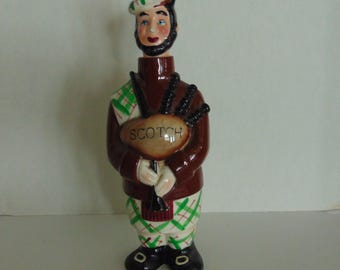 Scotsman Bagpipe Tam O'Shanter 12"  Swank Japan Ceramic Decanter Vintage 1960s