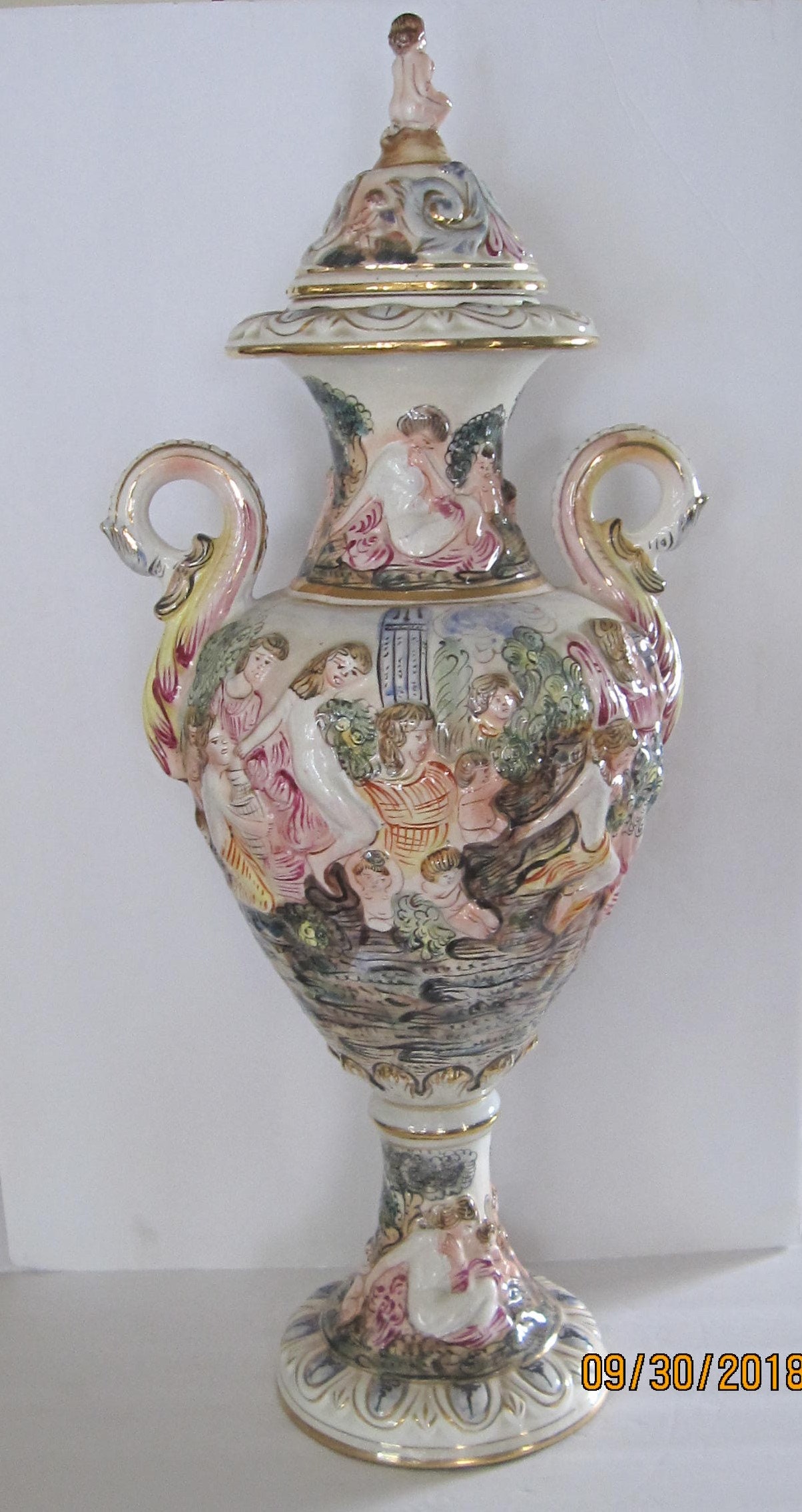 Capodimonte Italian Porcelain Vase/Urn