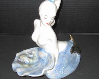 Soap Dish with Tail Accented in Gold