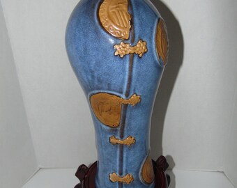 Exquisite Oriental Blue Vase