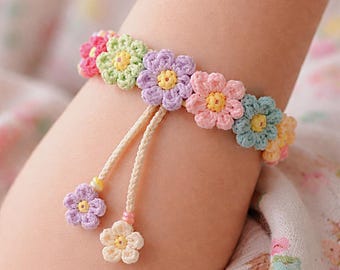 Crochet Daisy Flower Bracelet Pattern , Floral Bracelet Tutorial, DIY Gift Idea, PDF