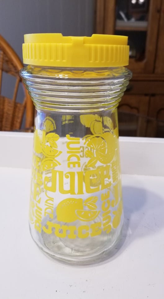 Vintage 70s Retro Yellow Glass Juice Pitcher Jar Decanter yellow plastic lid