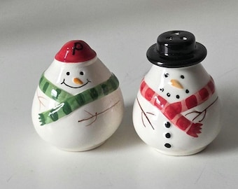 Vintage Ceramic Snowman Salt and Pepper Shakers, Holiday Table Decor