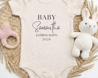 Spersonalizowany kombinezon z informacją o ciąży, imię dziecka wkrótce w 2026 roku, prezent dla chłopca i dziewczynki