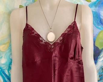 Feminin boho chic Satin Lingerie Top, Women’s Summer Retro Cami Burgundy lace Top