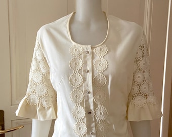 70s Boho Folk Blouse / Lace bell sleeves /eggshell cotton  Large size