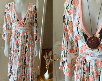 Vintage 70s Dress, Floral deep V-neck Cocktail Boho gown