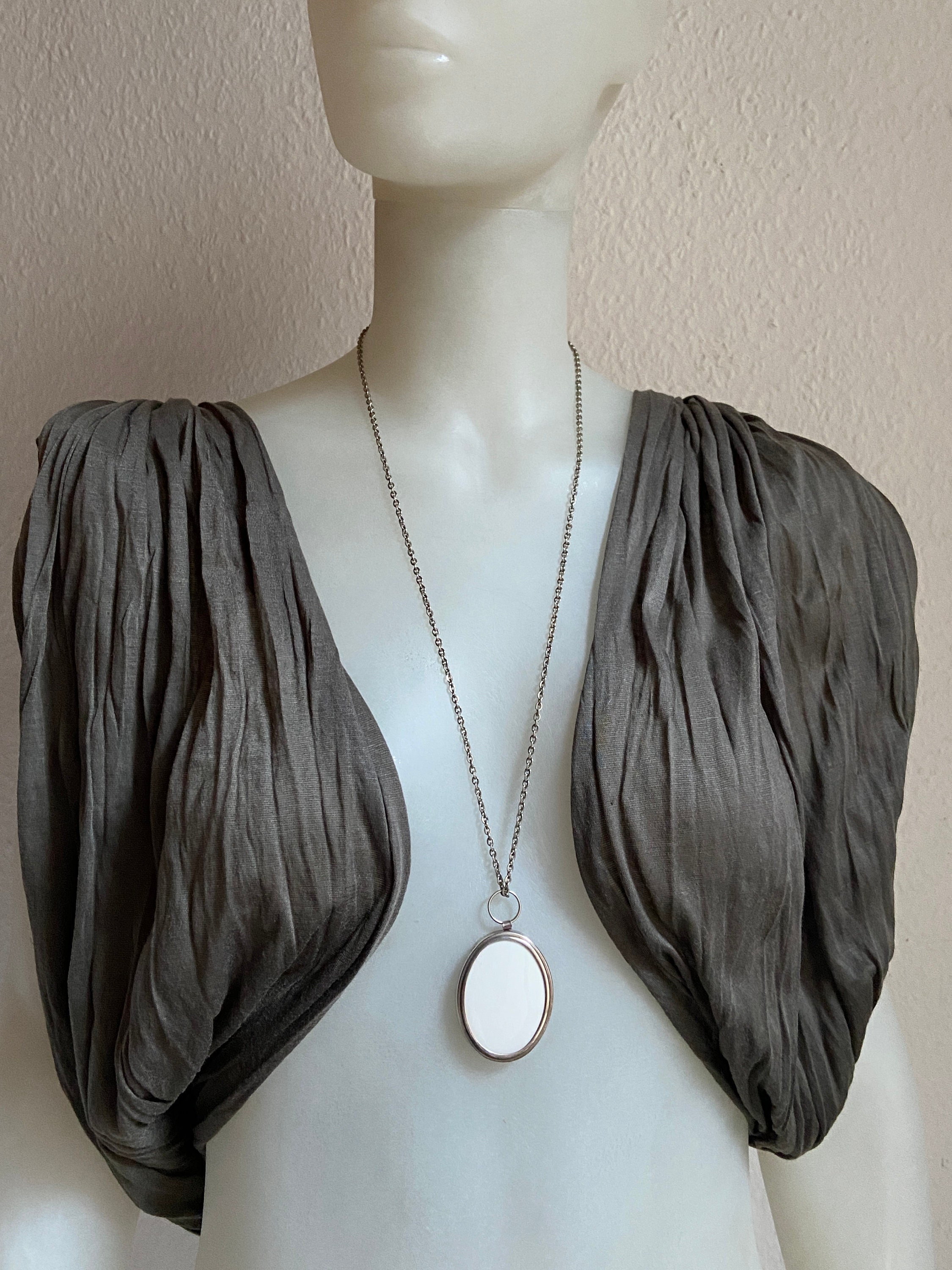 Jeanne damas sister jewelry hotsell