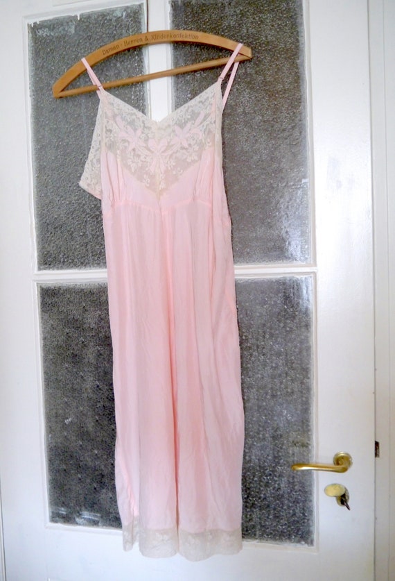 Stunning luxurious Vintage SILK SLIP dress, blush… - image 10