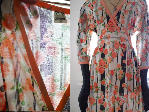 Vintage 70s Dress, Floral deep V-neck Cocktail Bo… - image 8