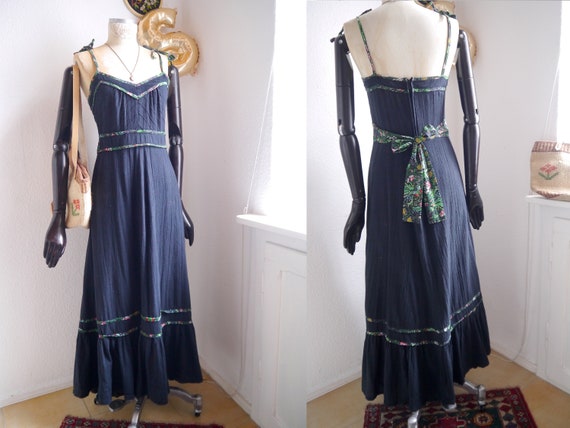 Boho MAXI DRESS/ Vintage cotton dress / black 70s