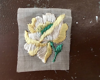 Antique silk appliqué flower yellow rose embroidered  / sew/ glue on patch