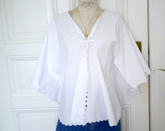 Antique blouse / white cotton cape blouse with embroidery