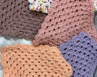 Fascia per capelli all'uncinetto fatta a mano / Morbida fascia per capelli per tutti i giorni / Accogliente accessorio fatto a mano