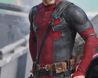 Herren Deadpool Leder Kostümjacke, Rayn Reynolds inspiriertes Superhelden-Cosplay