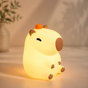 Capybara Night Light, Cute Silicone LED Lamp, USB Rechargeable Touch Lamp, Kids Bedroom Decor, Nursery Light Gift