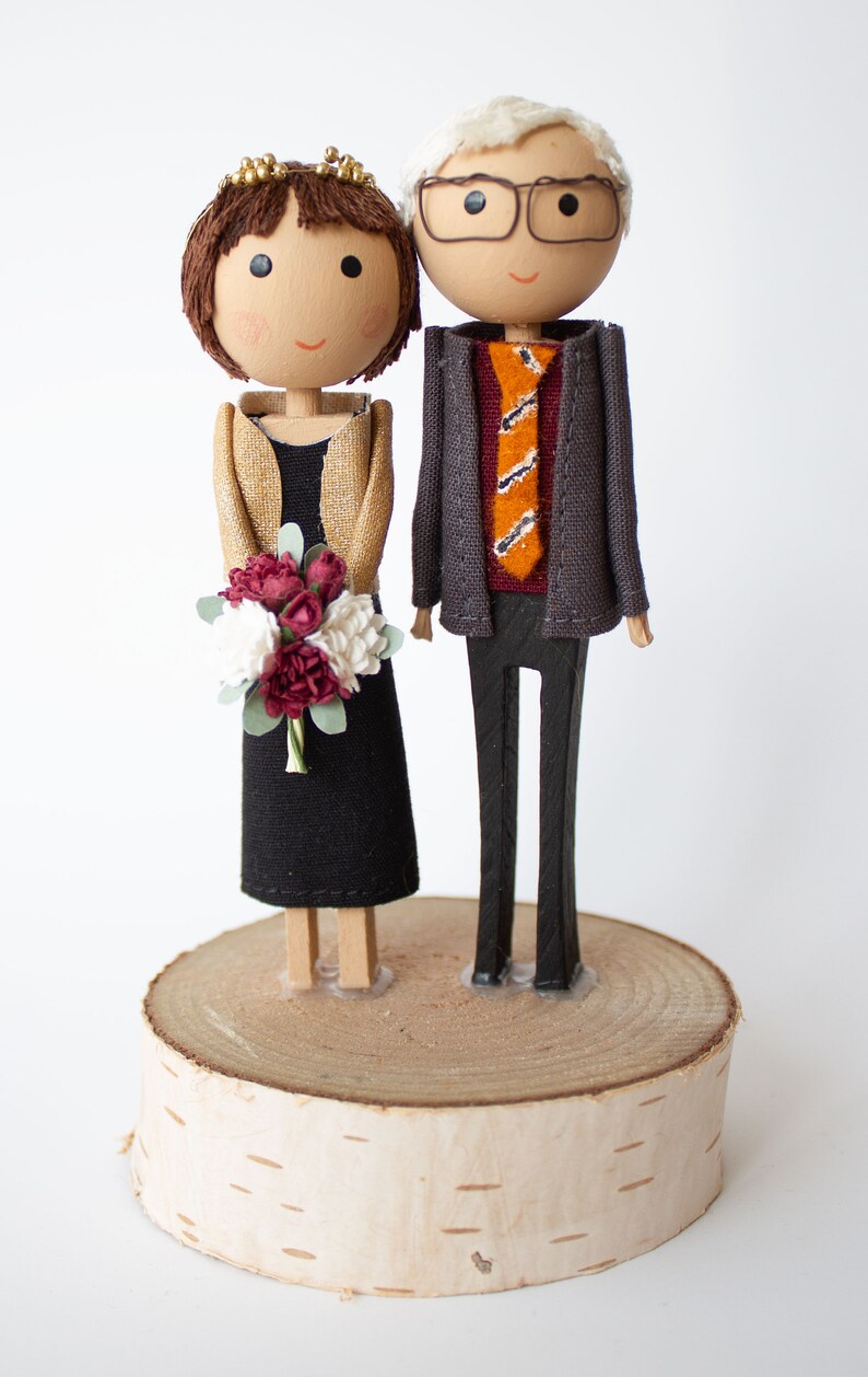 Tortenfiguren aus Holz für die Hochzeitstorte