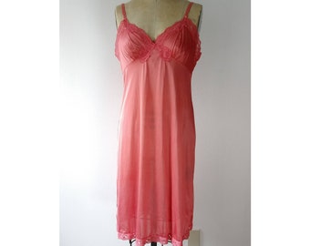 Melon Sheer Lace Nightgown by Sears 38-40
