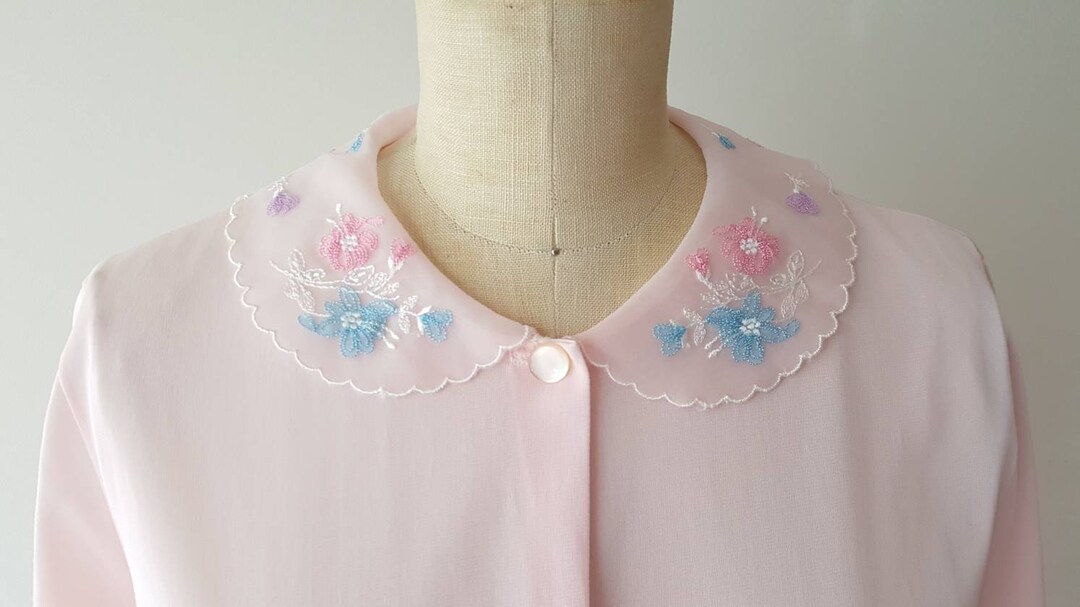 Pink Embroidered Robe Vintage Seamprufe Pink Day Robe – Embroidered Floral Collar, Small - Etsy