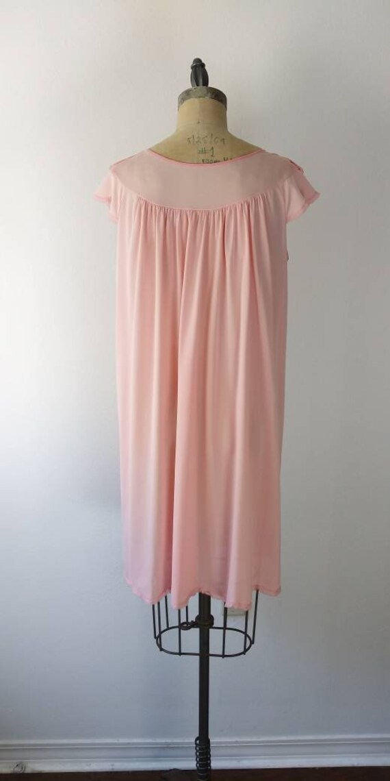 Pastel Pink Short Nightgown with Peter Pan Collar… - image 4