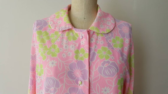 60s Neon Pink Flower Power Day Robe with Peter Pa… - image 1