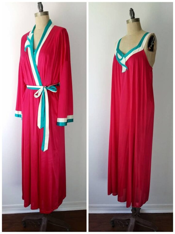 Bright Raspberry Long Nightgown Set by Vanity Fai… - image 4