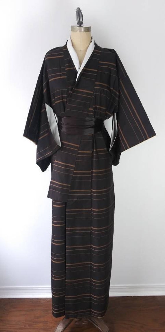 Black and Antique Gold Stripe Long Kimono Robe - image 4
