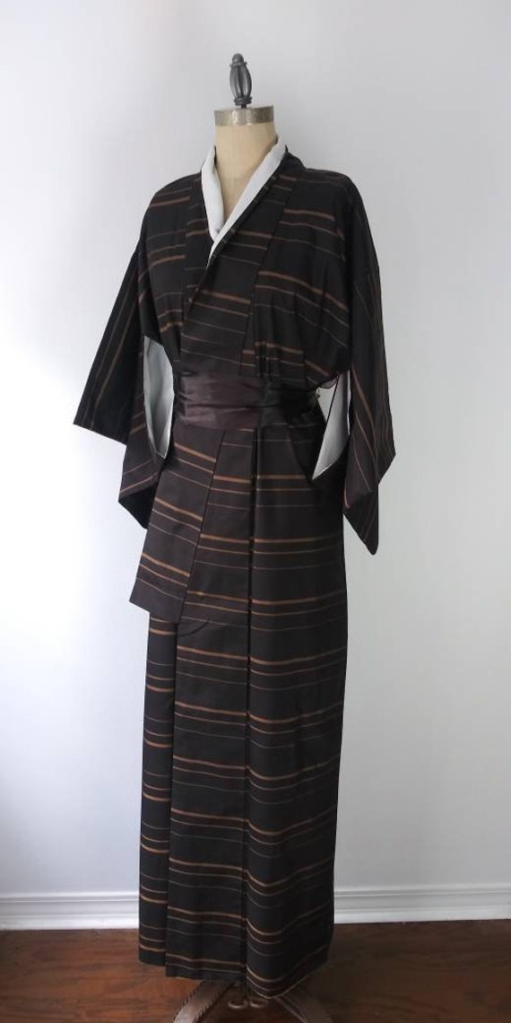 Black and Antique Gold Stripe Long Kimono Robe - image 7