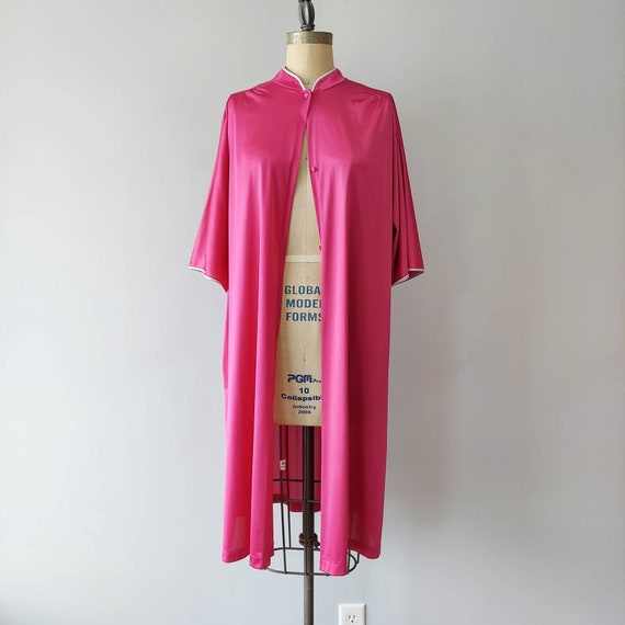 Fuchsia Mock Collar Robe by Vanity Fair - image 1