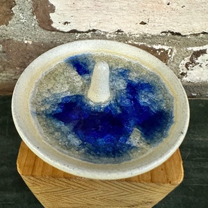 Pottery Elegance: Handmade Ring Display Dish