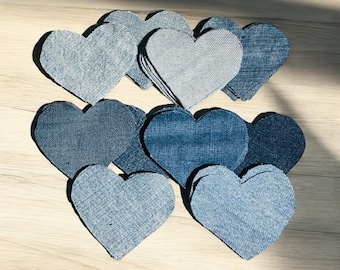 50 Hand geschnittene, kleine Denim Herzen zum Aufnähen ~ 2,5 "x 3" sauberer recycelter Denim ~ Perfekt für Applikationen, Basteln, Aufnäher und Quilts