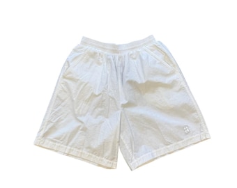 Vintage Nike Box Logo Shorts aus den 2000er Jahren, weiß, Herrengröße M