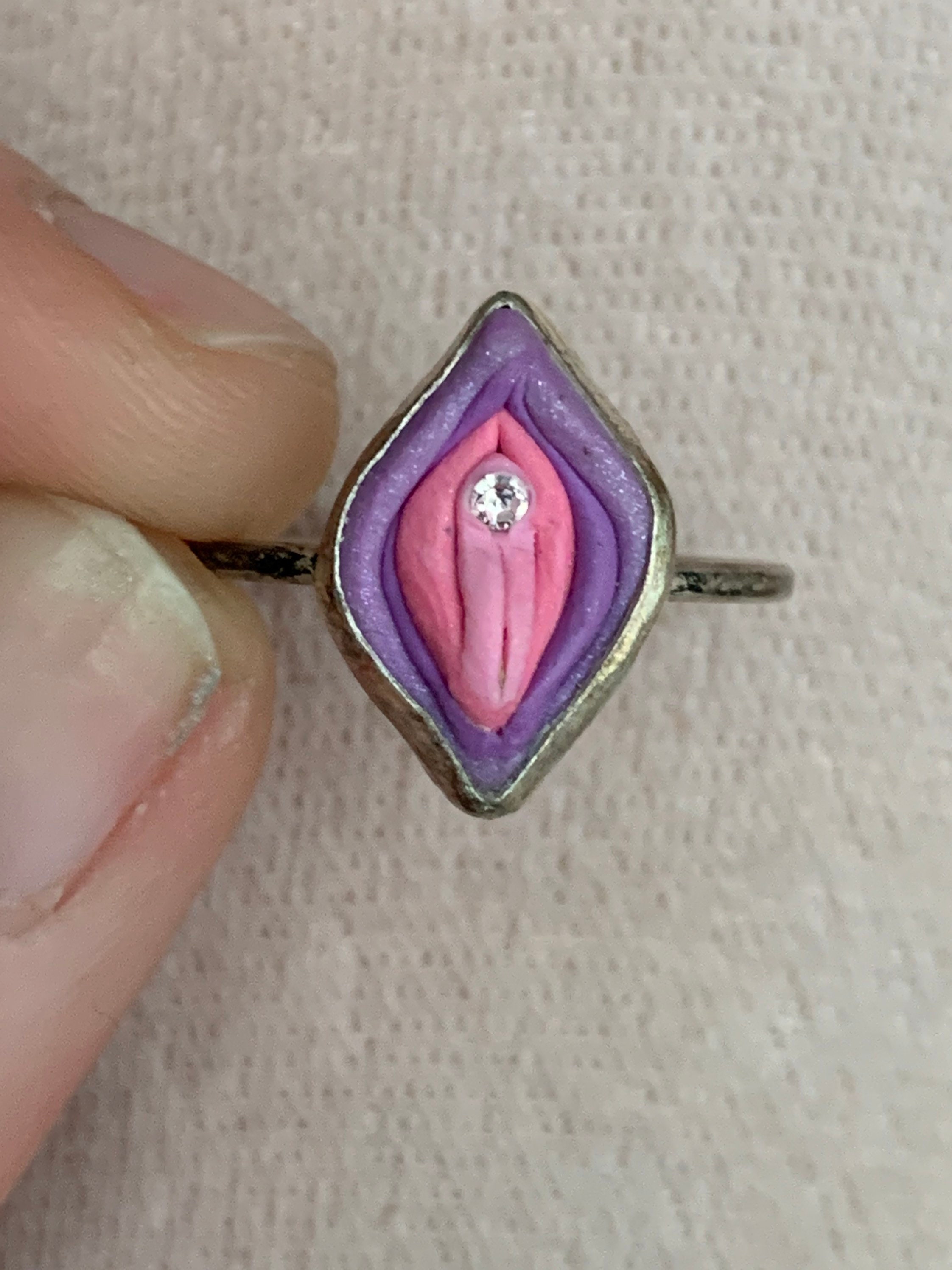 Pastel Pussy Ring Vulva Jewelry Women Supporting Women Vagina Jewelry Vulva  Ring Wild Fashion Wild Woman Rings Pussy Art Vag - Etsy Finland